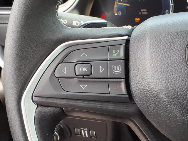 2026 Jeep Grand Cherokee Laredo 4x4