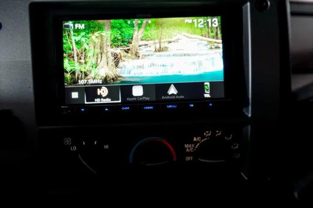 2006 HUMMER H1 Enclosed