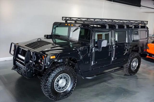 2006 HUMMER H1 Enclosed