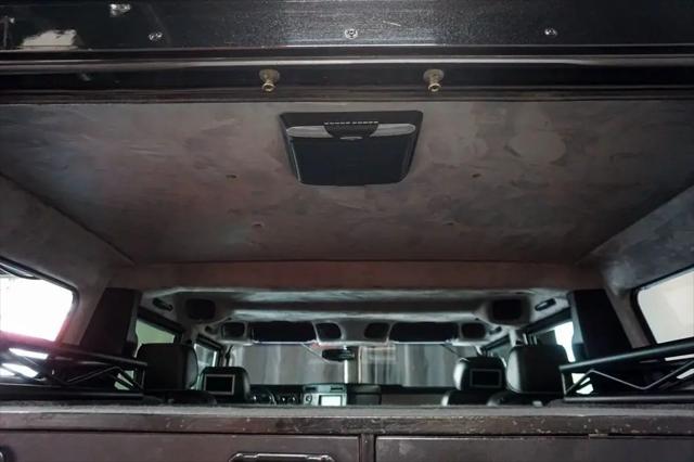 2006 HUMMER H1 Enclosed