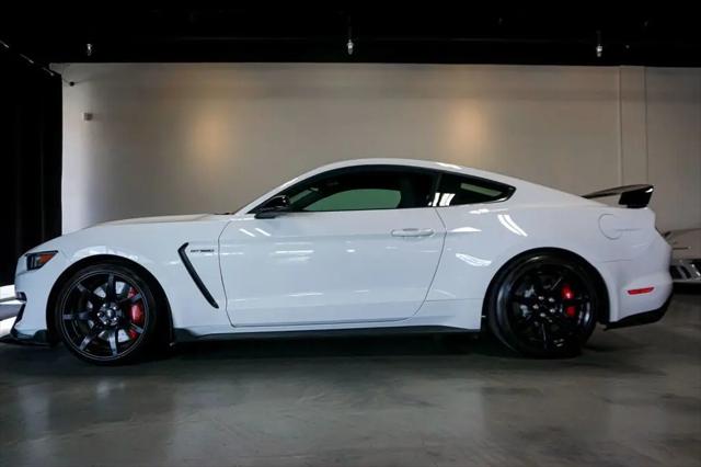 2016 Ford GT Shelby GT350R