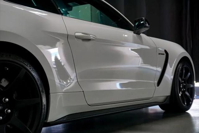 2016 Ford GT Shelby GT350R