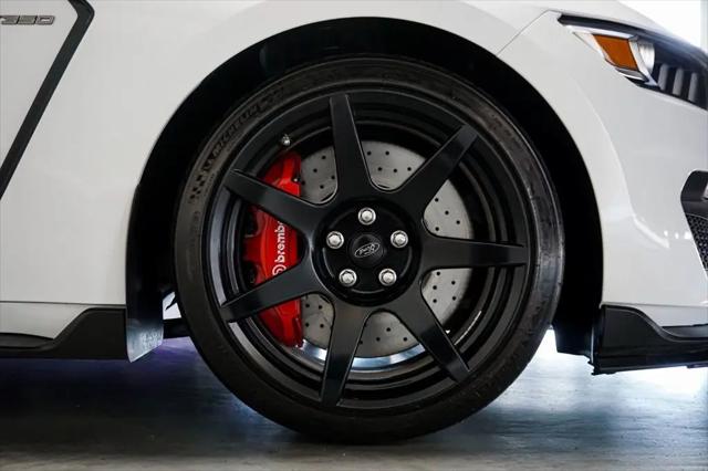 2016 Ford GT Shelby GT350R