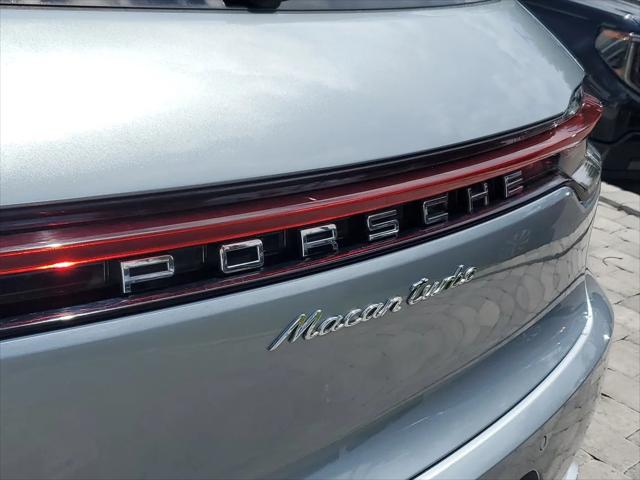 2020 Porsche Macan Turbo