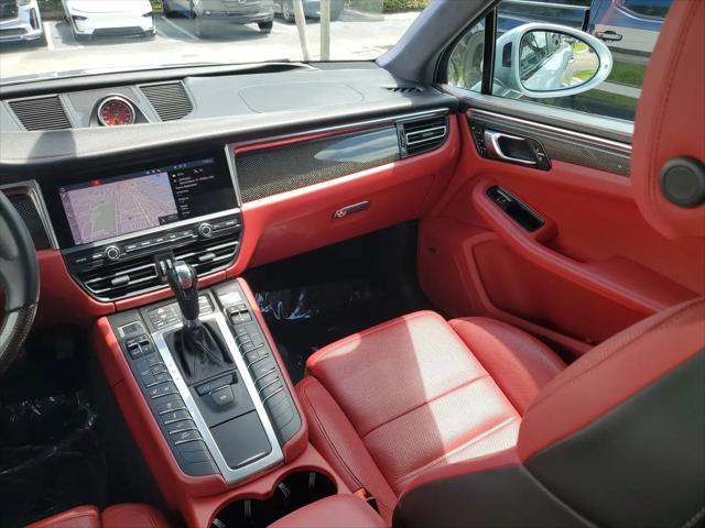 2020 Porsche Macan Turbo