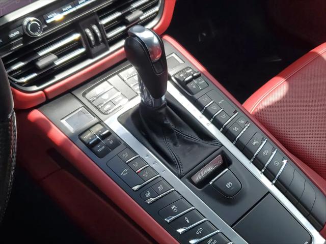 2020 Porsche Macan Turbo