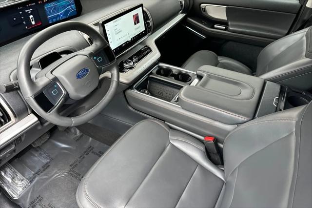 2025 Ford Expedition Active MAX