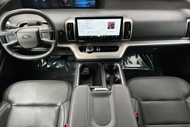 2025 Ford Expedition Active MAX