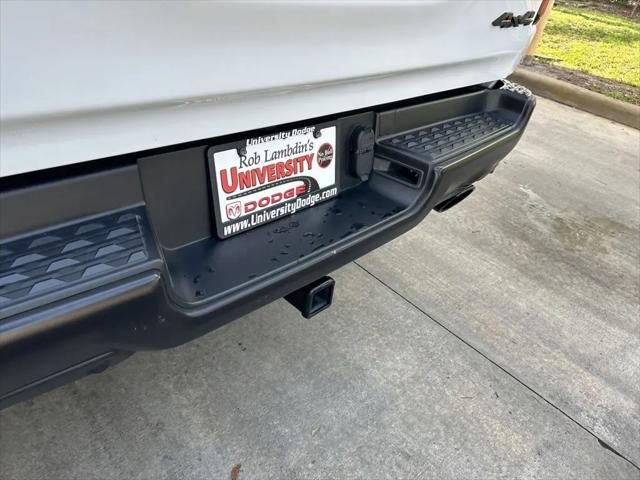 2023 Ram 1500 Big Horn Crew Cab 4x4 5'7" Box