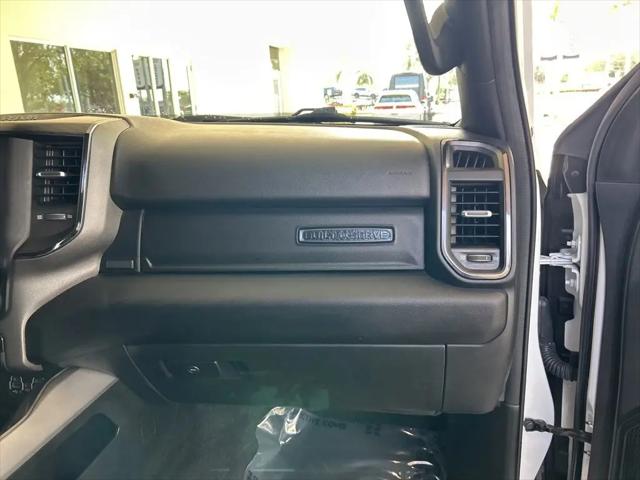 2023 Ram 1500 Big Horn Crew Cab 4x4 5'7" Box