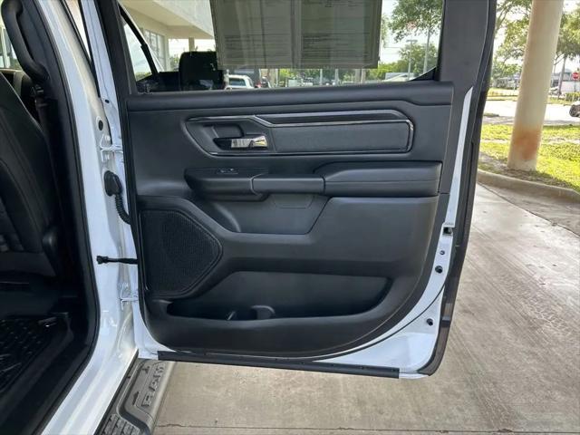 2023 Ram 1500 Big Horn Crew Cab 4x4 5'7" Box