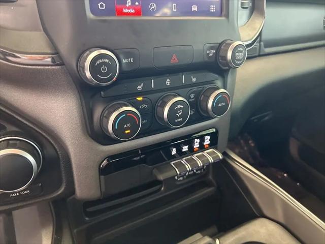 2023 Ram 1500 Big Horn Crew Cab 4x4 5'7" Box