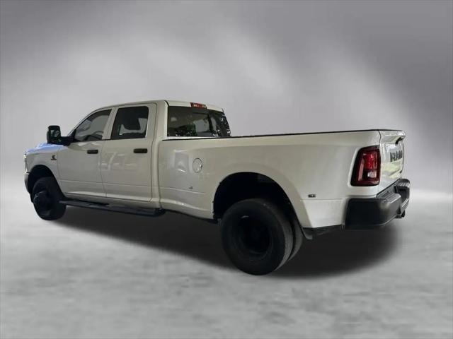 2025 Ram 3500 Tradesman Crew Cab 4x4 8 Box