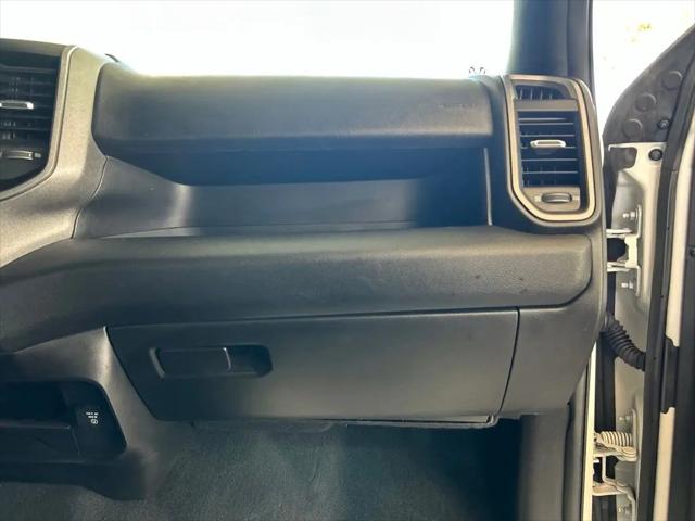 2025 Ram 3500 Tradesman Crew Cab 4x4 8 Box