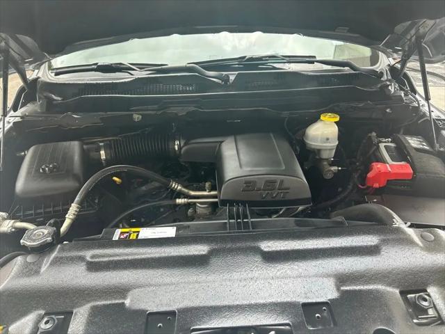 2024 Ram 1500 Classic SLT Quad Cab 4x2 6'4" Box