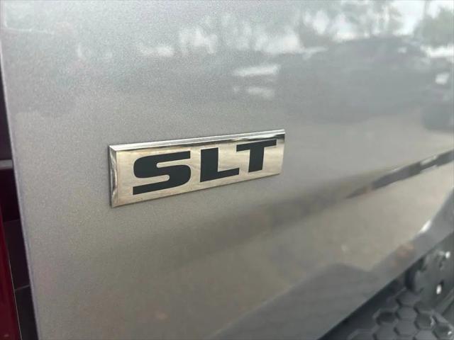 2024 Ram 1500 Classic SLT Quad Cab 4x2 6'4" Box