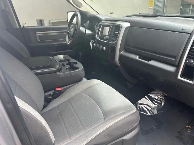 2024 Ram 1500 Classic SLT Quad Cab 4x2 6'4" Box