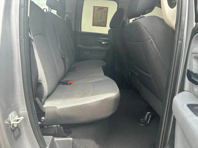 2024 Ram 1500 Classic SLT Quad Cab 4x2 6'4" Box