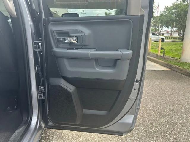 2024 Ram 1500 Classic SLT Quad Cab 4x2 6'4" Box