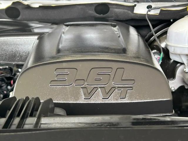2024 Ram 1500 Classic SLT Quad Cab 4x2 6'4" Box