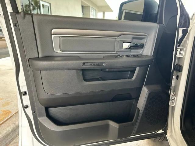 2024 Ram 1500 Classic SLT Quad Cab 4x2 6'4" Box