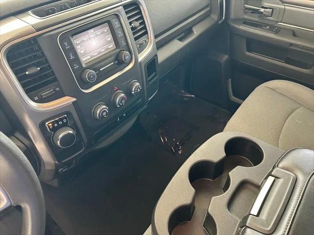 2024 Ram 1500 Classic SLT Quad Cab 4x2 6'4" Box