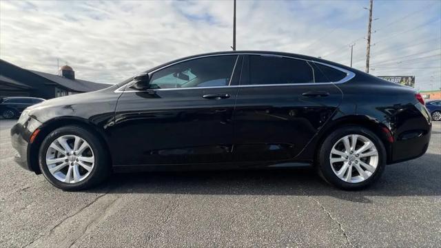 2017 Chrysler 200 Limited Platinum