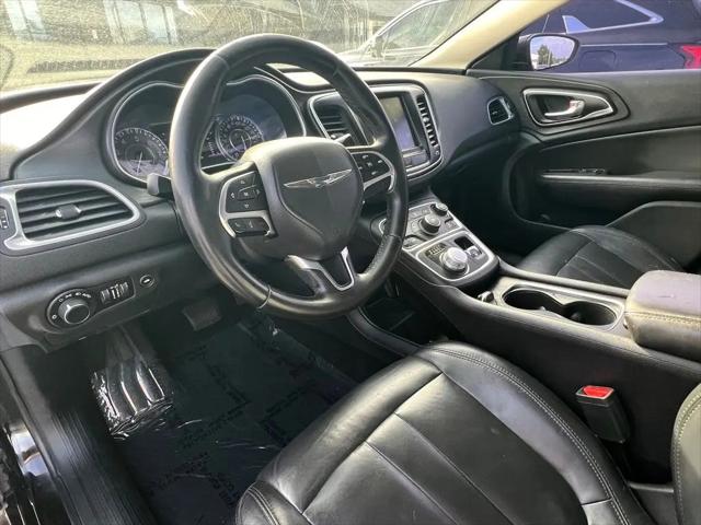 2017 Chrysler 200 Limited Platinum