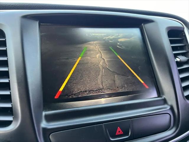 2017 Chrysler 200 Limited Platinum