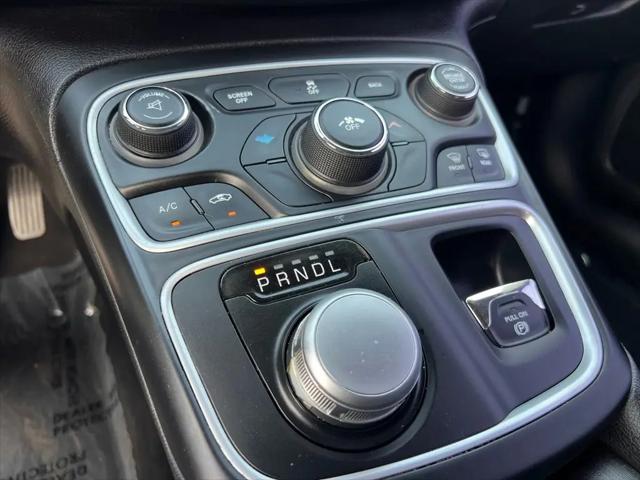 2017 Chrysler 200 Limited Platinum