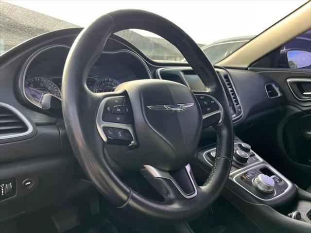 2017 Chrysler 200 Limited Platinum