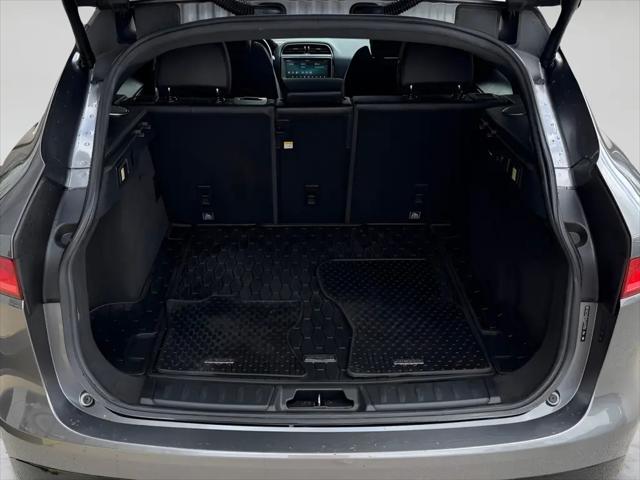 2018 Jaguar F-PACE S