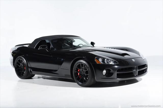 2004 Dodge Viper SRT10
