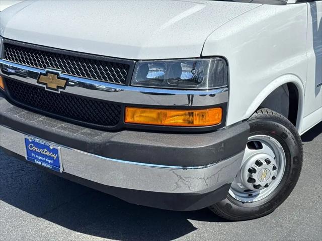 2026 Chevrolet Express Cutaway Work Van
