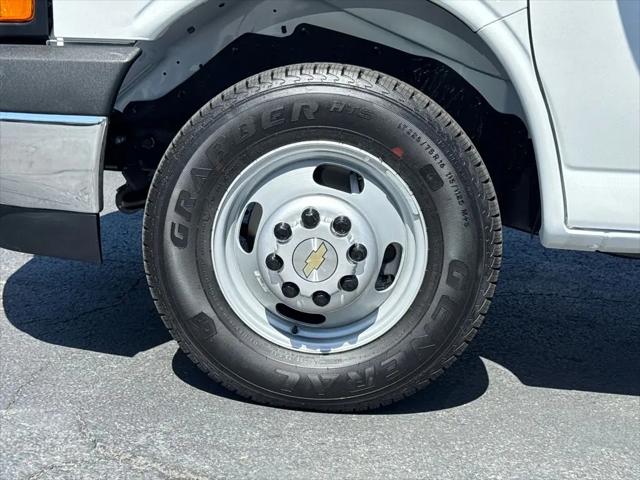 2026 Chevrolet Express Cutaway Work Van