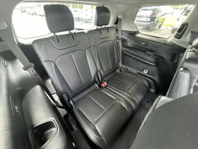 2022 Jeep Grand Cherokee L Limited 4x4