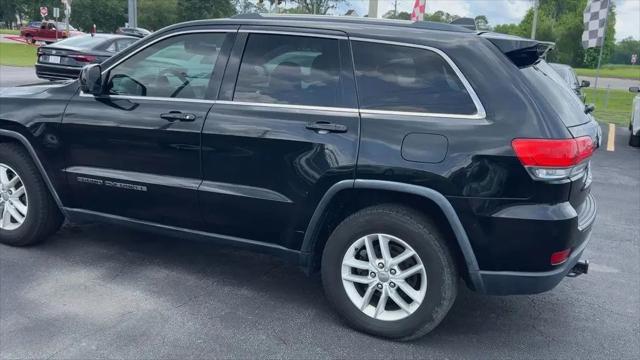 2017 Jeep Grand Cherokee Laredo 4x2