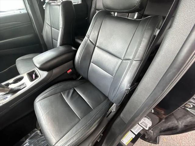 2017 Jeep Grand Cherokee Laredo 4x2