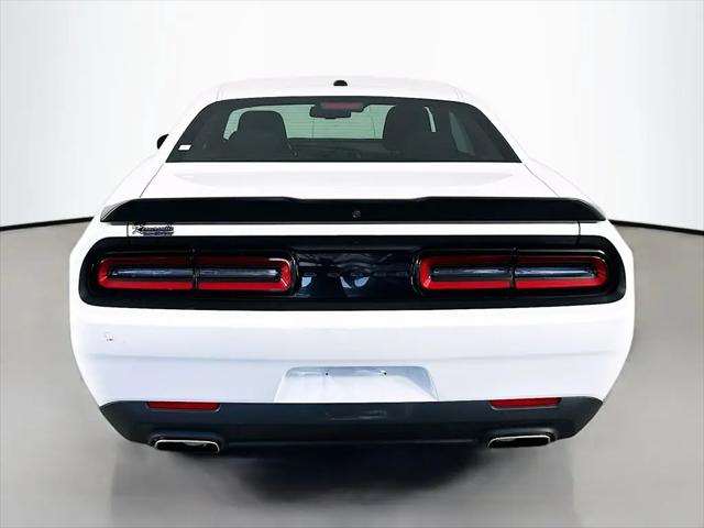 2022 Dodge Challenger SXT