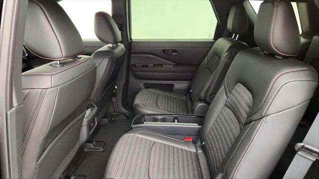 2025 Nissan Pathfinder Rock Creek 4WD