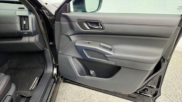 2025 Nissan Pathfinder Rock Creek 4WD