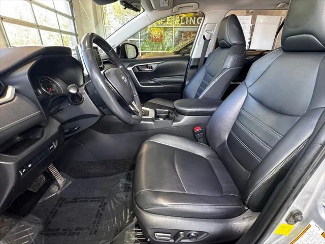 2019 Toyota RAV4 XLE Premium
