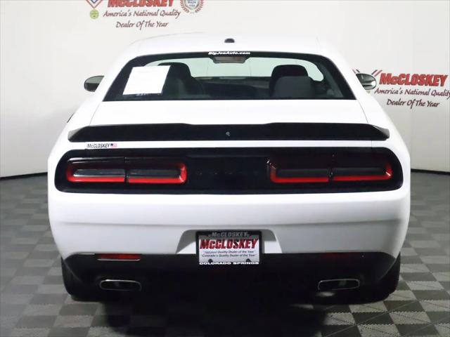 2022 Dodge Challenger SXT