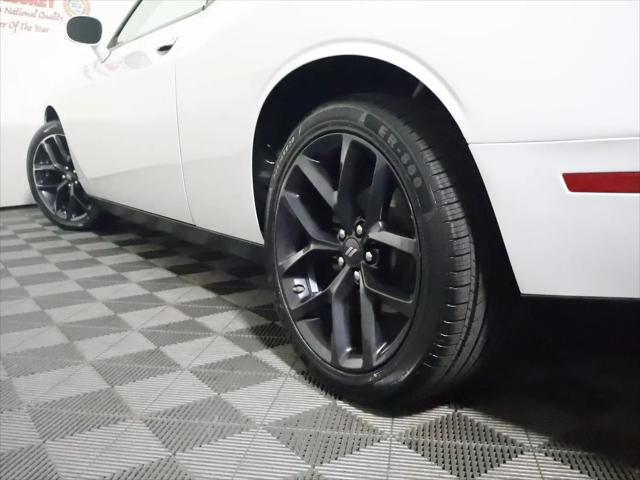 2022 Dodge Challenger SXT
