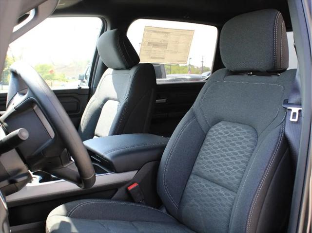 2026 Ram 1500 Express Crew Cab 4x4 5'7" Box