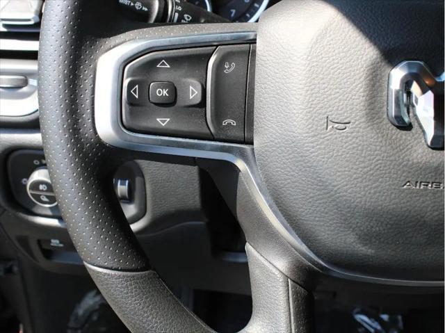 2026 Ram 1500 Express Crew Cab 4x4 5'7" Box