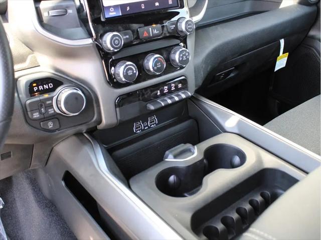 2026 Ram 1500 Express Crew Cab 4x4 5'7" Box