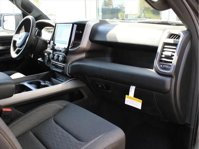 2026 Ram 1500 Express Crew Cab 4x4 5'7" Box