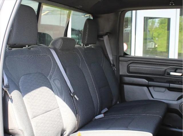 2026 Ram 1500 Express Crew Cab 4x4 5'7" Box