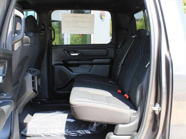 2026 Ram 1500 Express Crew Cab 4x4 5'7" Box